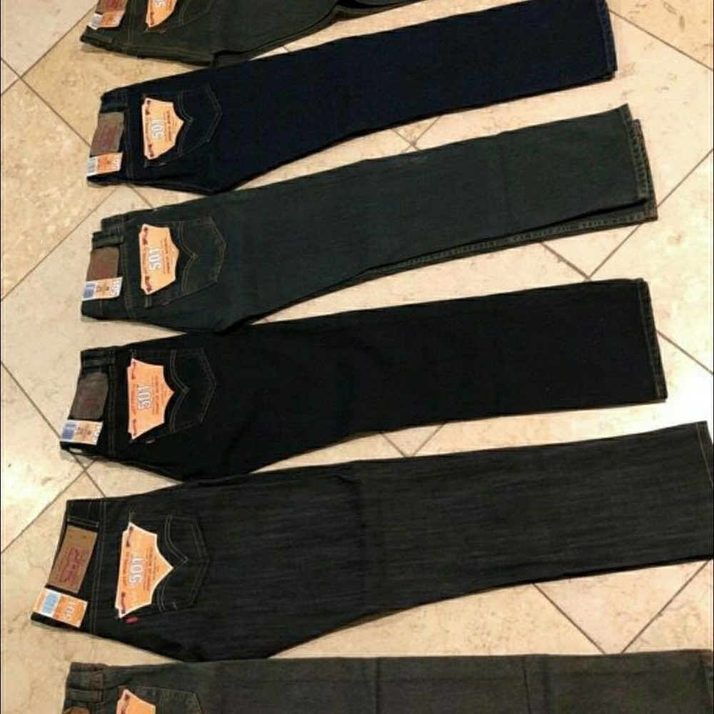 Men Levi's jeans